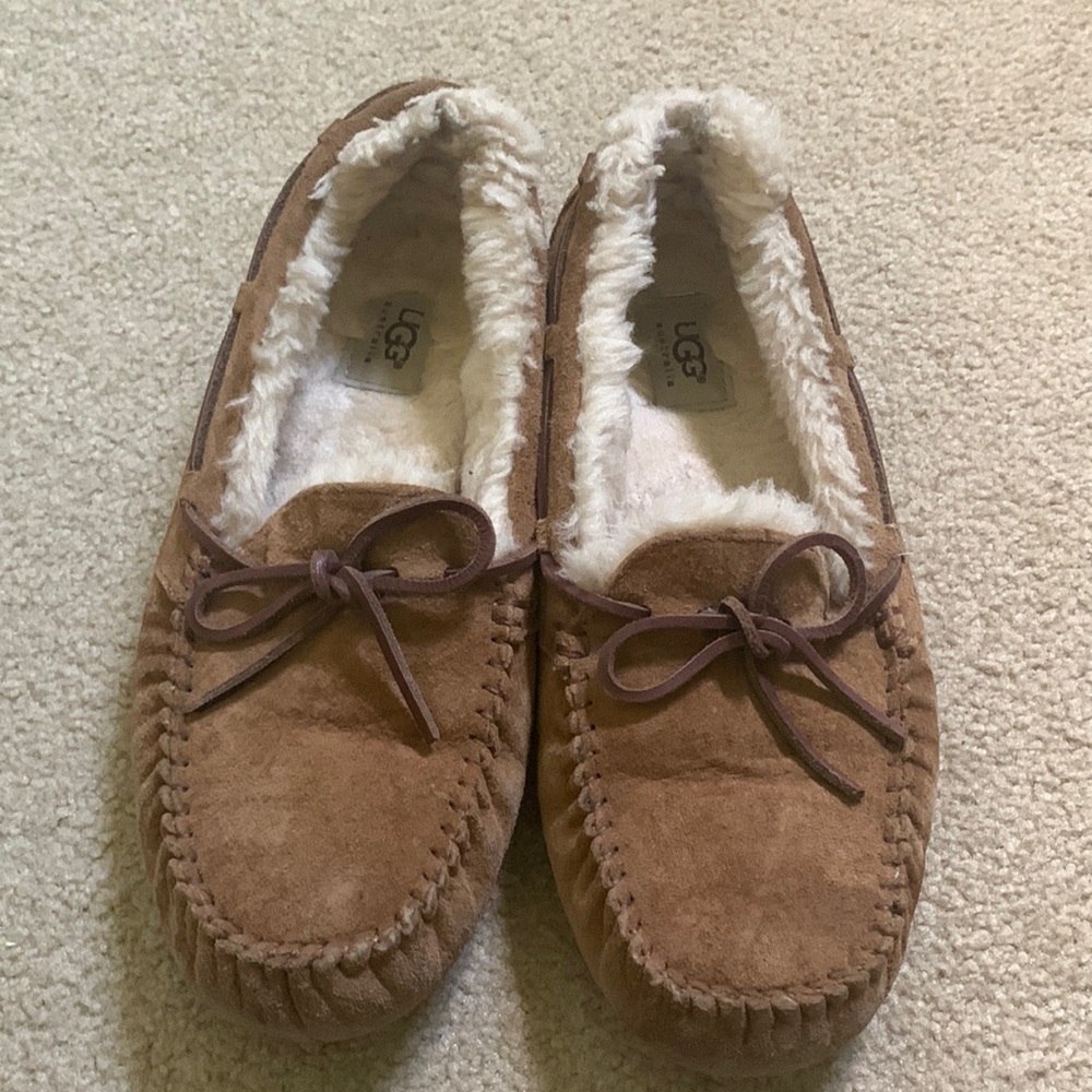 UGG Dakota suede moccasins size 10